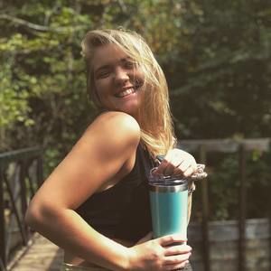 Meet your Posher, April